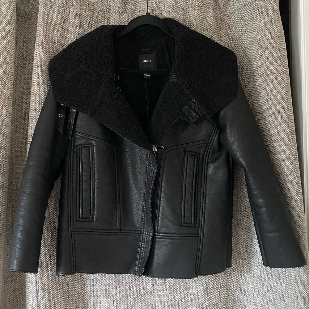 Forever 21 Black Faux Leather Sherpa Lined Moto Jacket